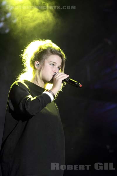 SELAH SUE - 2012-06-22 - PARIS - Hippodrome de Longchamp - 
